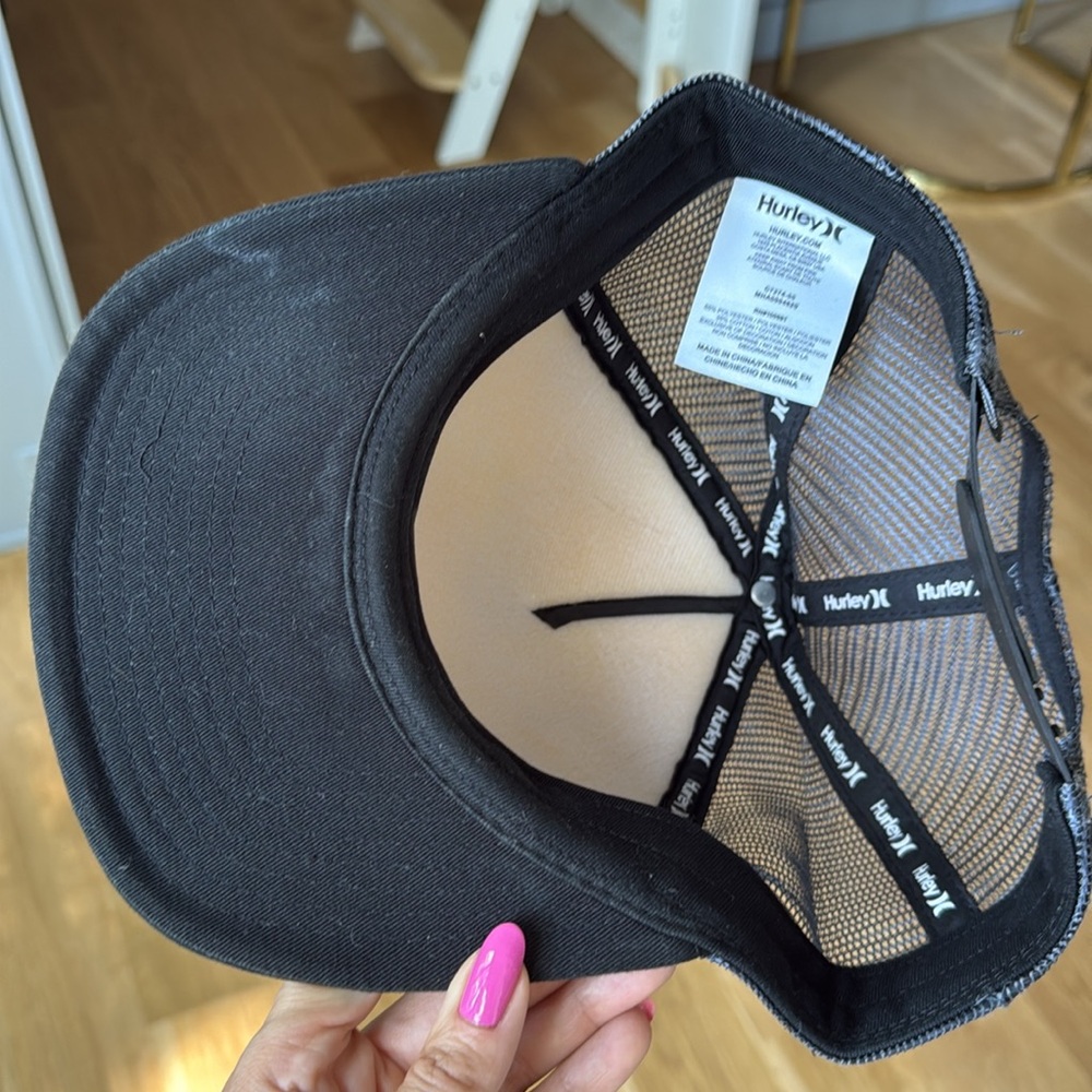 Hurley SnapBack - Picture 7 of 8